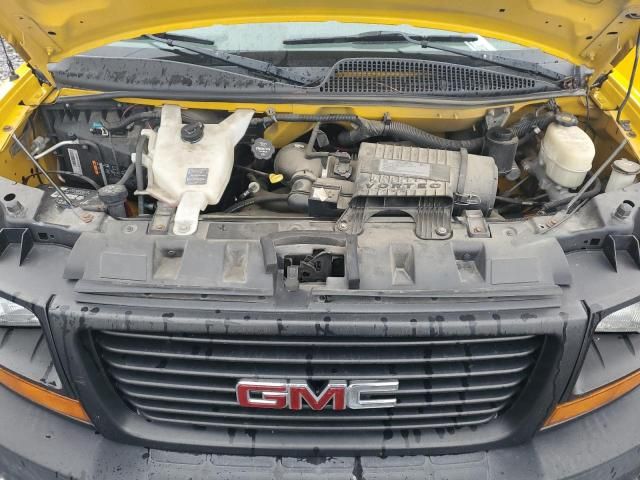 2017 GMC Savana Cutaway G3500