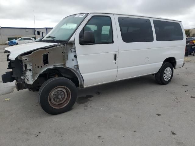 2011 Ford Econoline E350 Super Duty Wagon