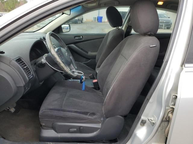 2010 Nissan Altima Base