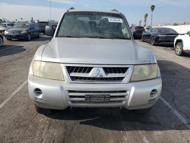 2003 Mitsubishi Montero XLS