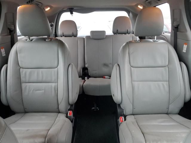 2017 Toyota Sienna XLE