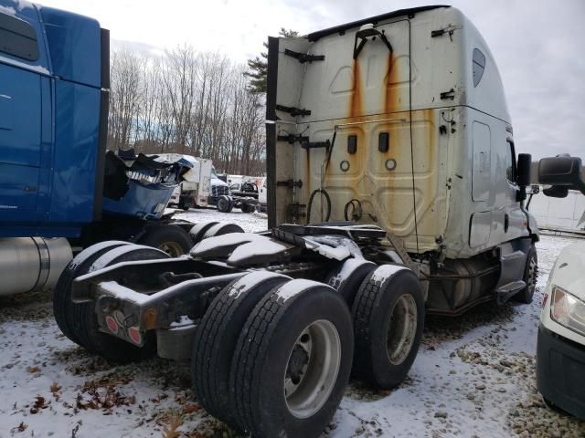 2017 Freightliner Cascadia 125