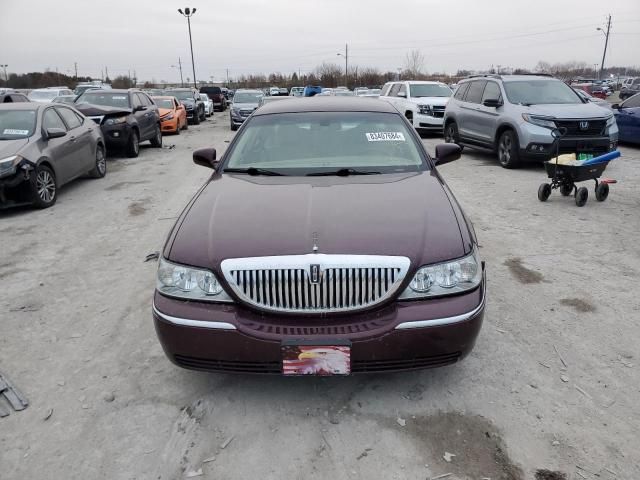 2006 Lincoln Town Car Signature