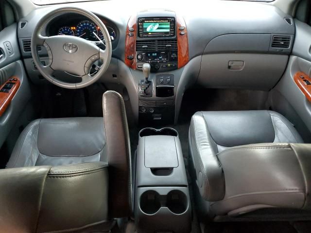 2007 Toyota Sienna XLE