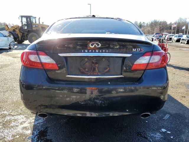 2012 Infiniti M37