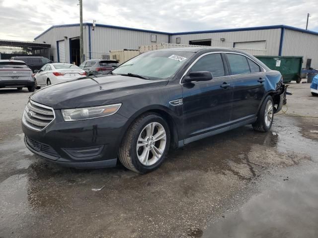 2015 Ford Taurus SEL