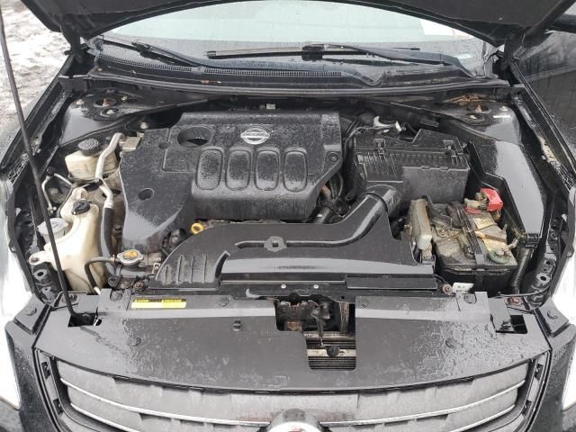 2010 Nissan Altima Base