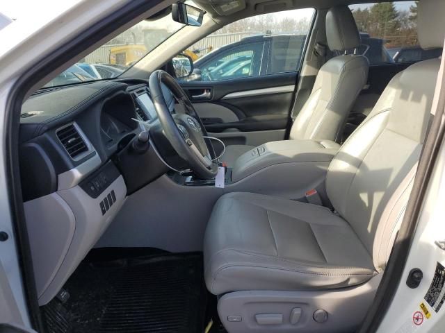 2018 Toyota Highlander SE