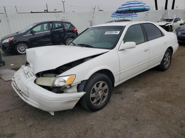 1999 Toyota Camry LE