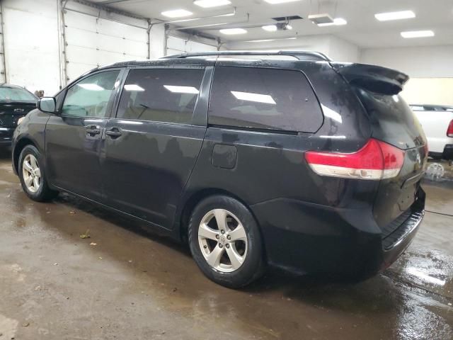 2011 Toyota Sienna LE