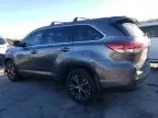 2018 Toyota Highlander LE