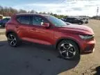 2021 Volvo XC40 T5 Momentum