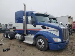 Salvage trucks for sale at Columbus, OH auction: 2015 Peterbilt 579