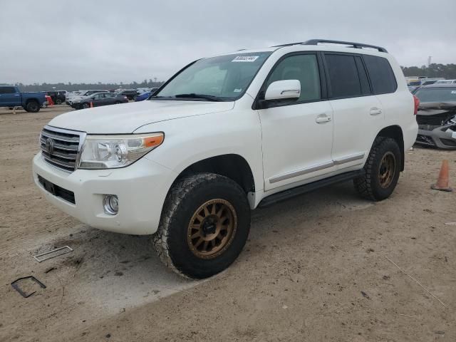 2013 Toyota Land Cruiser