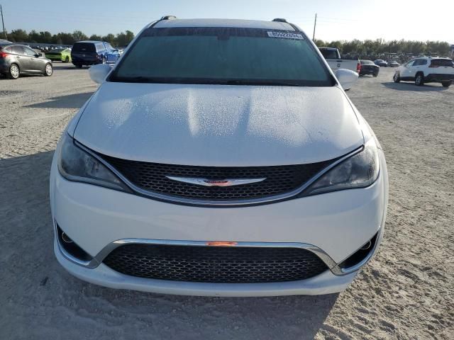 2017 Chrysler Pacifica Touring L Plus