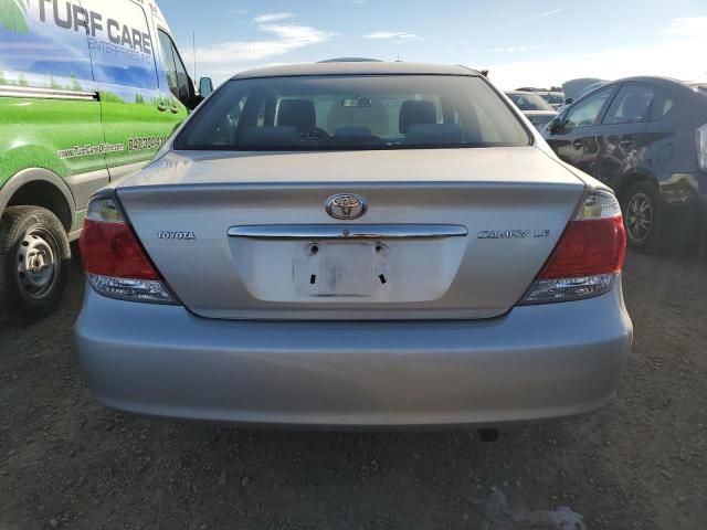 2005 Toyota Camry LE