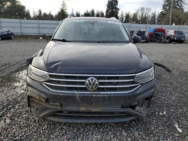 2022 Volkswagen Tiguan SE