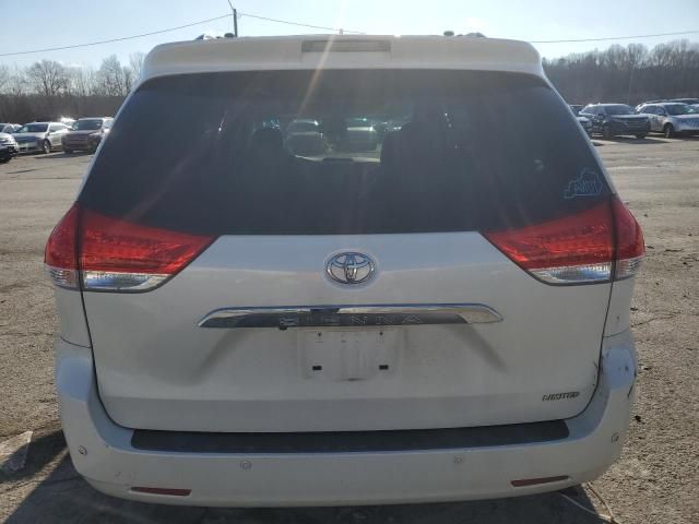 2011 Toyota Sienna XLE