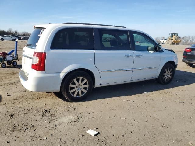 2015 Chrysler Town & Country Touring