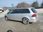 2011 Volkswagen Routan SE