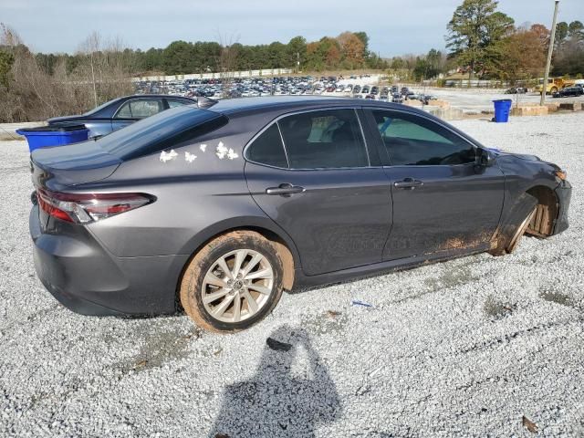 2022 Toyota Camry LE