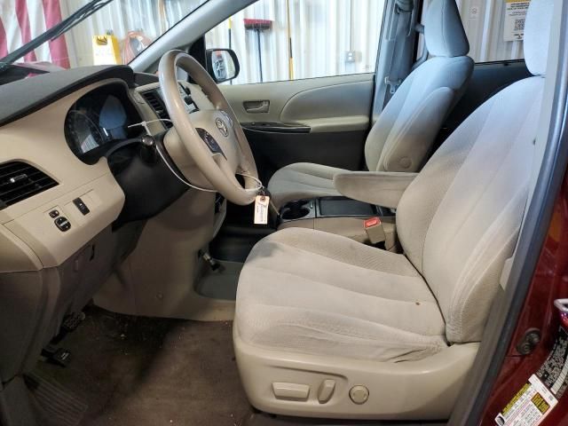 2011 Toyota Sienna LE