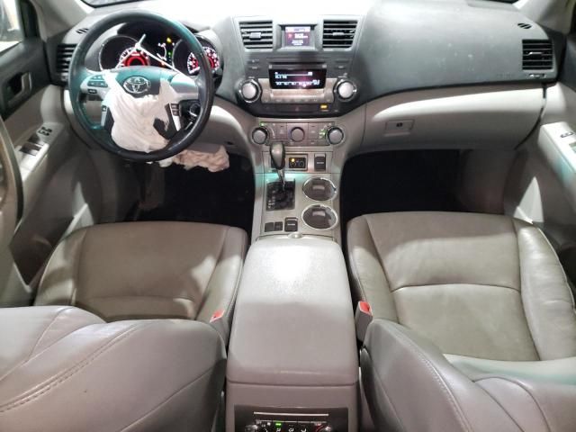 2011 Toyota Highlander Base