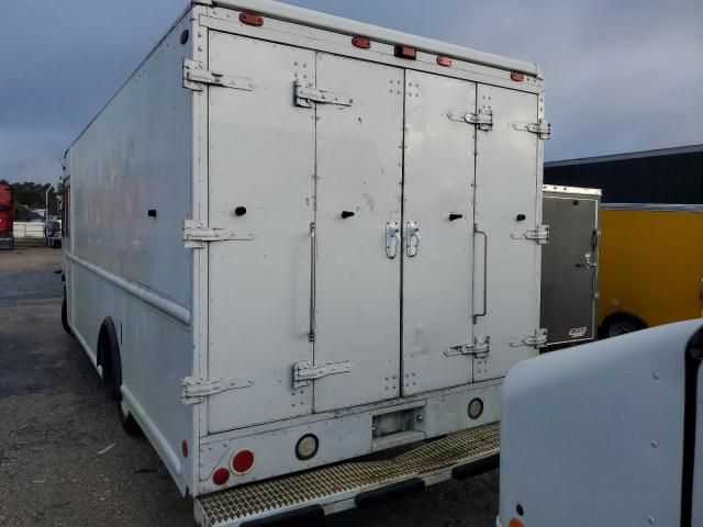 2009 Freightliner Chassis M Line WALK-IN Van