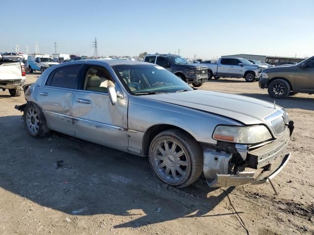 2007 Lincoln Town Car Signature Limited