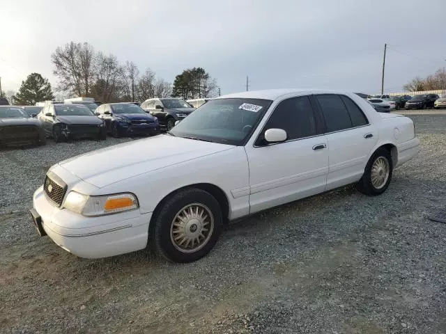 2000 Ford Crown Victoria Police Interceptor