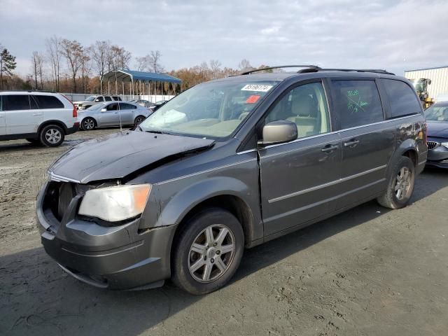 2010 Chrysler Town & Country Touring