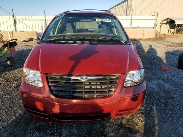 2005 Chrysler Town & Country