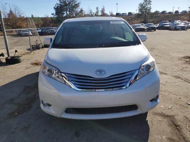 2012 Toyota Sienna XLE