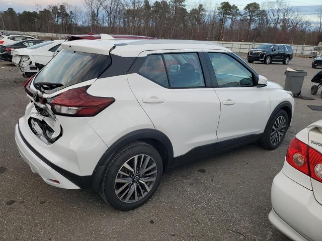 2022 Nissan Kicks SV