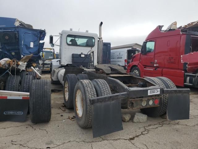 2002 Peterbilt 385