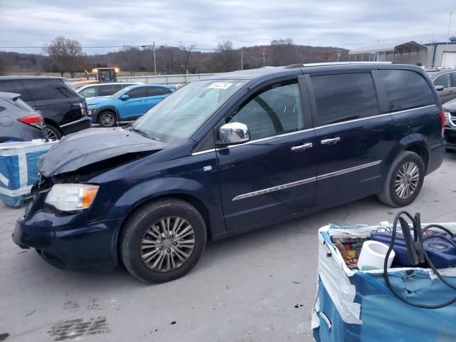 2014 Chrysler Town & Country Touring L