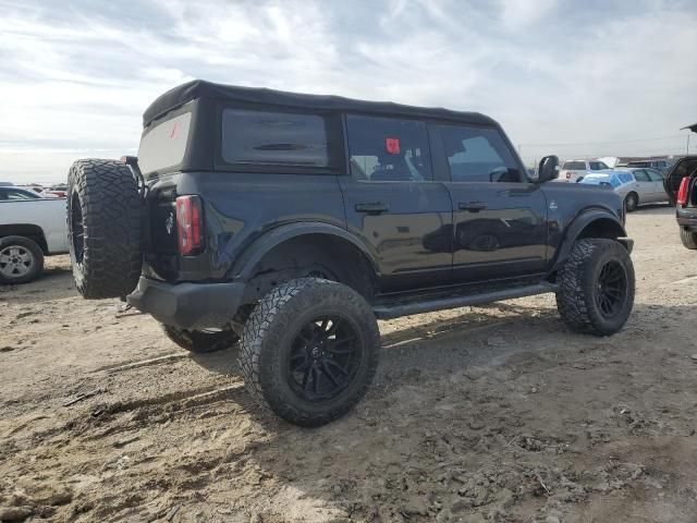 2021 Ford Bronco Base