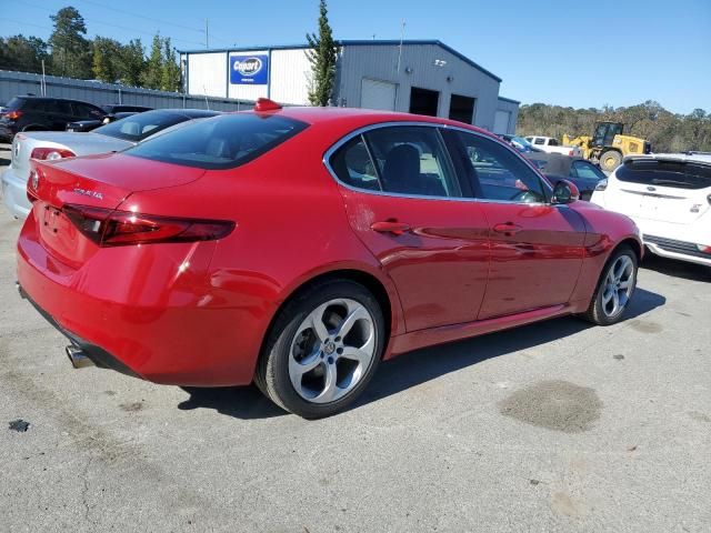 2021 Alfa Romeo Giulia Sport