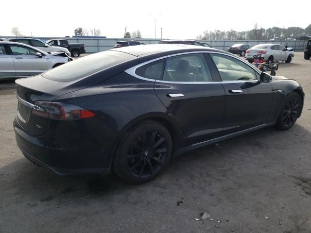 2015 Tesla Model S 70D