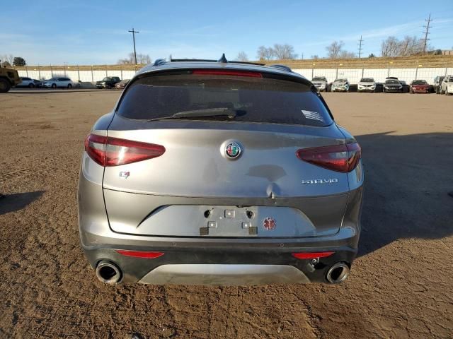 2018 Alfa Romeo Stelvio Sport