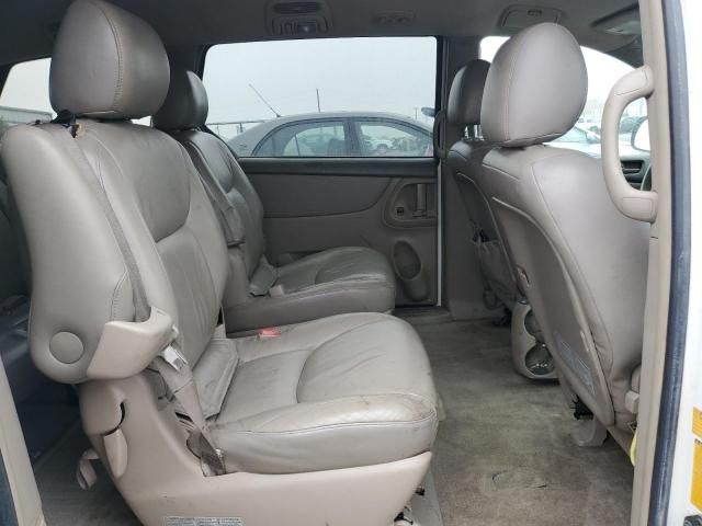 2006 Toyota Sienna CE