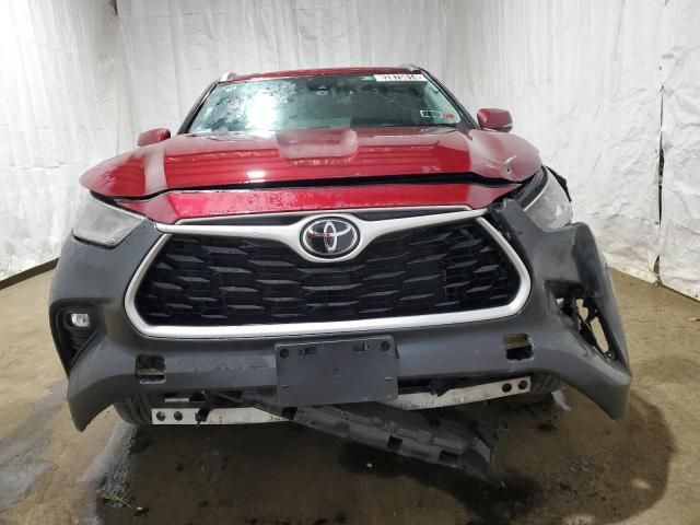 2021 Toyota Highlander XLE