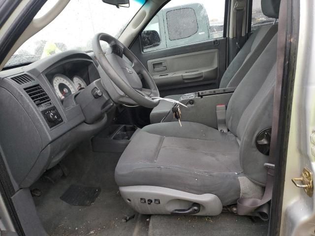 2005 Dodge Dakota Quad SLT