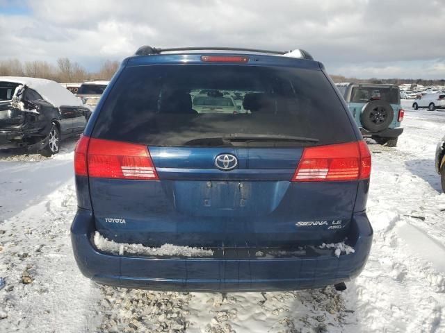 2004 Toyota Sienna LE