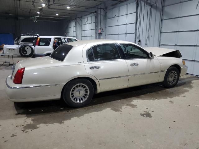 2000 Lincoln Town Car Cartier