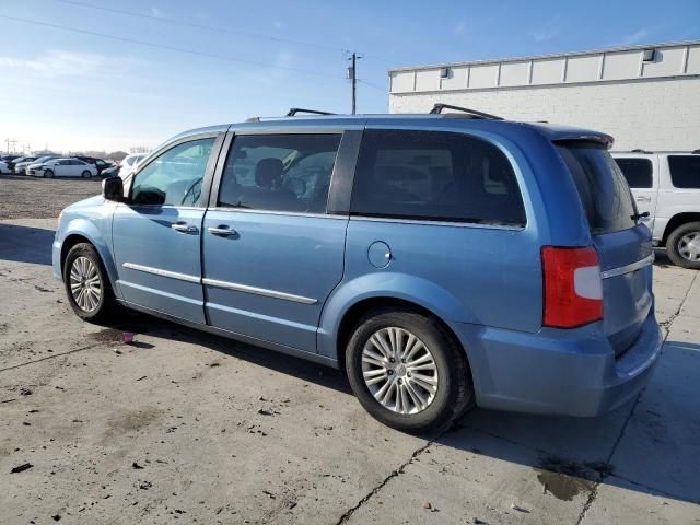 2012 Chrysler Town & Country Limited