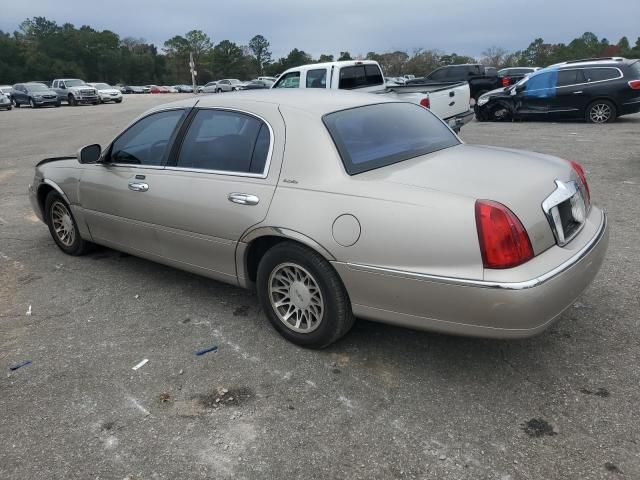 2001 Lincoln Town Car Executive