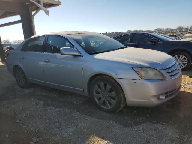 2005 Toyota Avalon XL