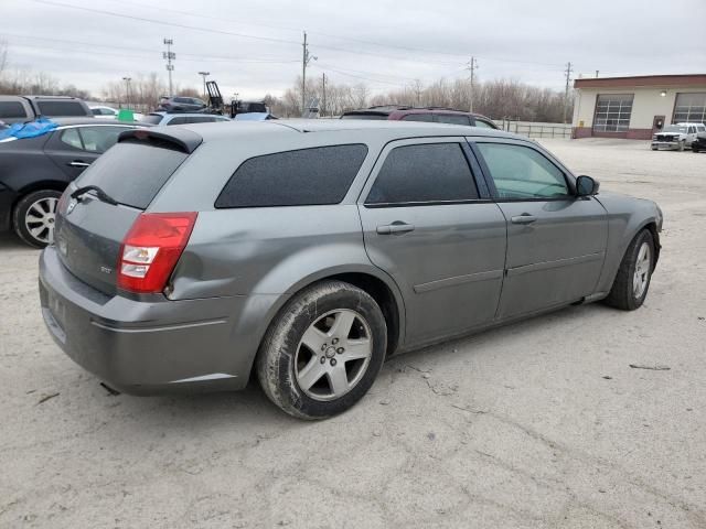 2005 Dodge Magnum SXT