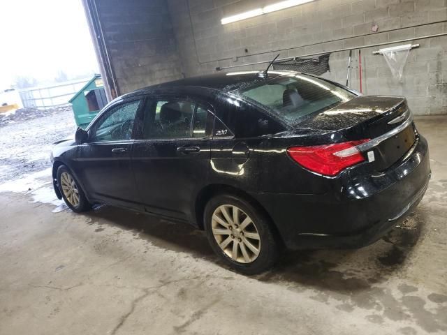 2013 Chrysler 200 Touring